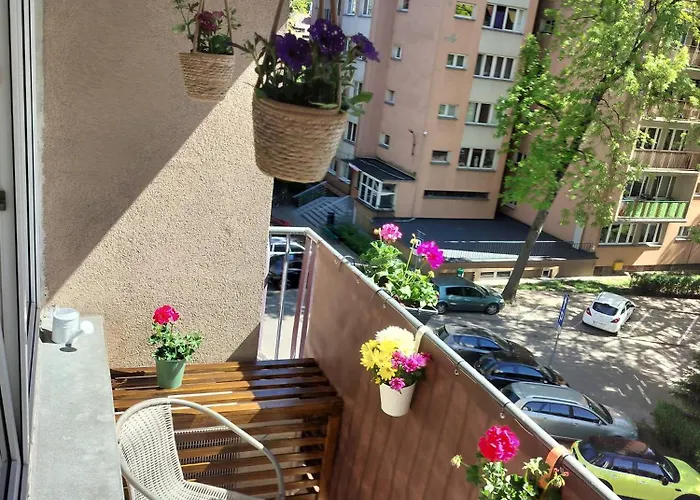 Cosy Zwyciezcow Saska Kepa Apartment